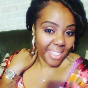 Meet your Posher, Toya